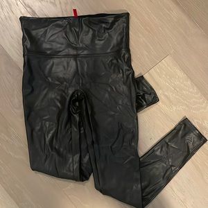 Never worn (tag took off) Spanx leather leggings